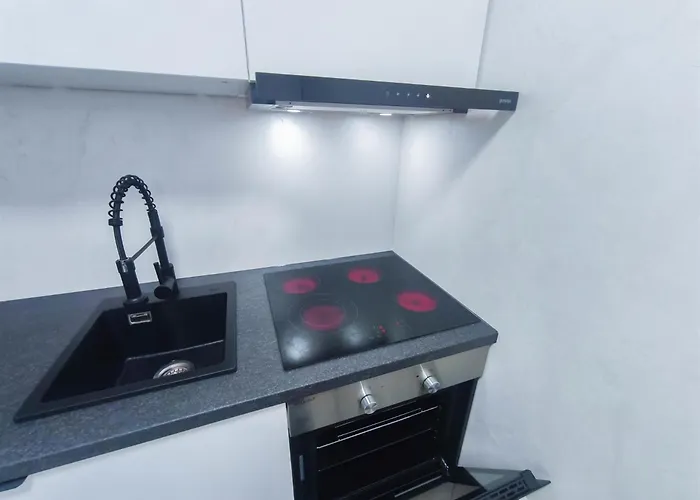 Alfa Doppelzimmer Teekueche Porsche Bosch L Gemeinschaftsbad Wifi Smarttv L Double With Kitchenette And Shared Bathroom Bs21a8 Privat bolig Stuttgart